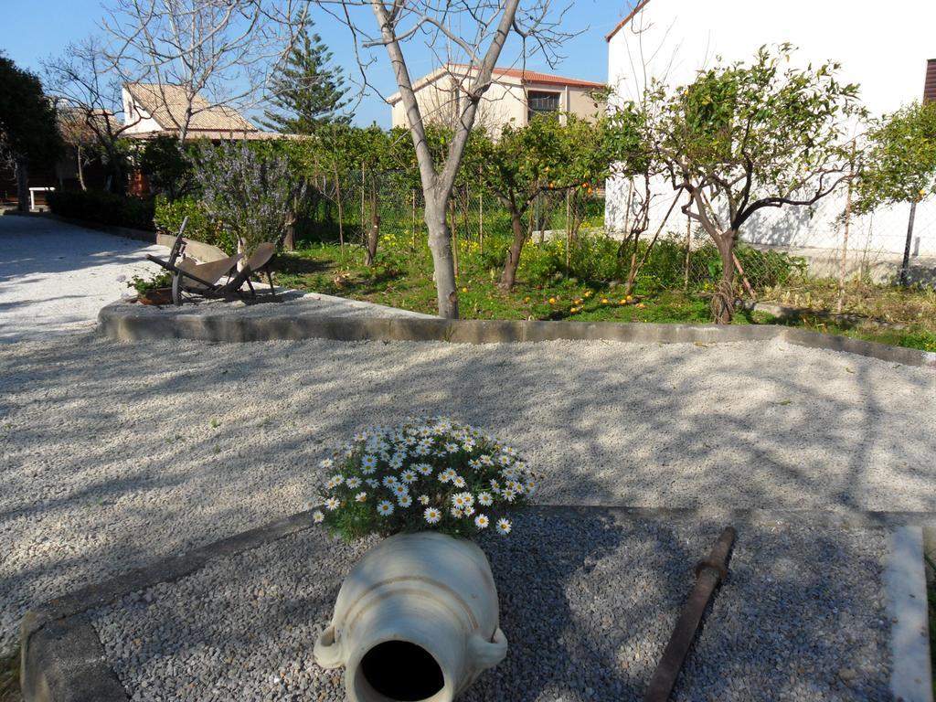 Sicily By Dreams Villa Campofelice Di Roccella Exterior photo